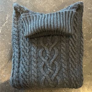 Jeanne Pierre charcoal grey cable knit turtle neck sweater size M